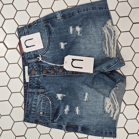 NATURE DENIM HIGH RISE SHORTS - Picture 2 of 3